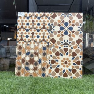 MONOLITH DECOR